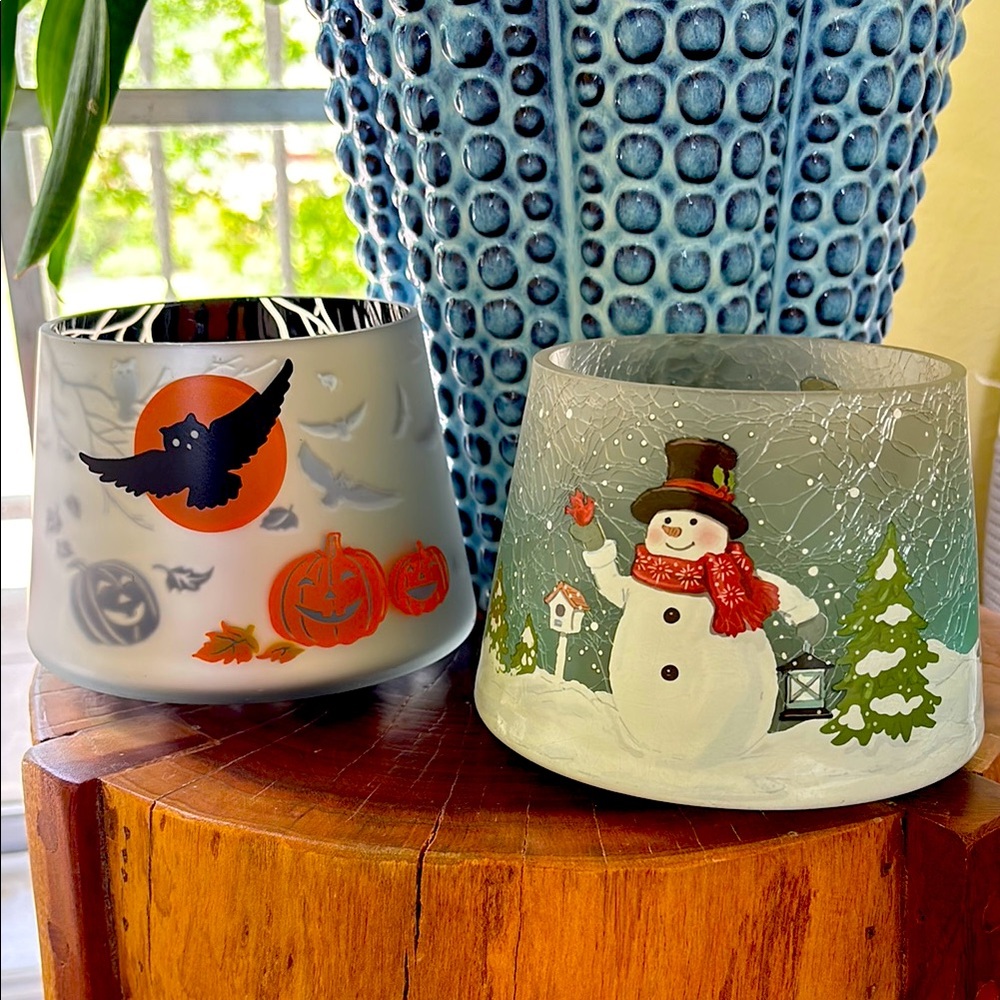 Pair of Glass Yankee Candle Jar Candle Shades Halloween and Christmas
